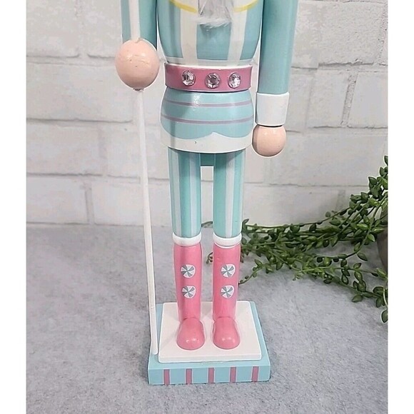 Pink Pastel Nutcracker King Guard Candy Sugarplum 15" Christmas Wooden NEW - Picture 7 of 7